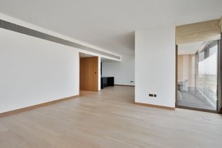 Modern Apartment in Serviced Jumeirah Bay Island Residence, picture 1