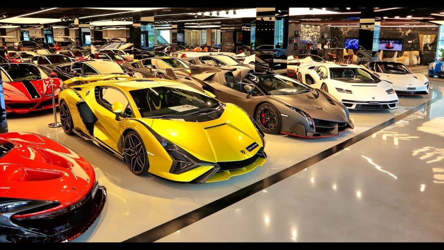 Top Luxury SUVs & Exotic Cars in Dubai