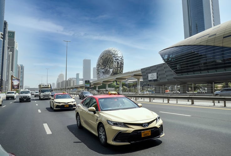 Navigating Dubai with Ease: Cars, Metro, & Apps Guide