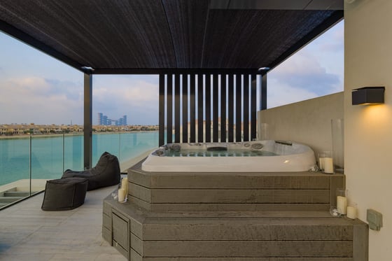 Extraordinary Villa with Custom-designed Interior in Palm Jumeirah Beachfront, picture 15