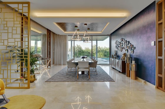 Upgraded 6 Bed Modern Villa | Park &amp; Downtown Skyline View, picture 11