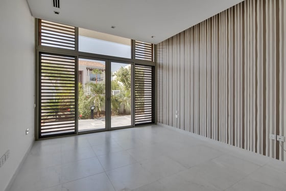 Chic Modern Villa with Smart Automation finishings in Mohammed Bin Rashid City, picture 16