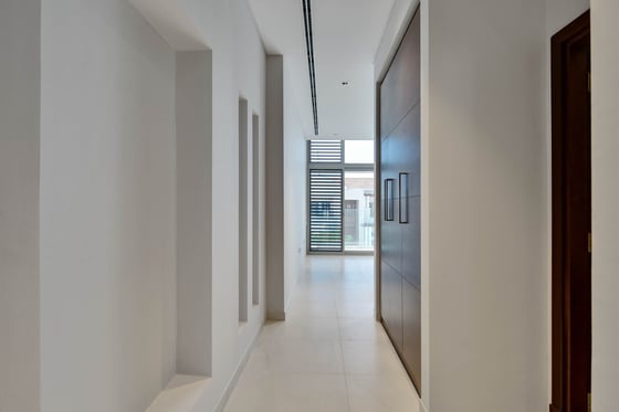 Chic Modern Villa with Smart Automation finishings in Mohammed Bin Rashid City, picture 27