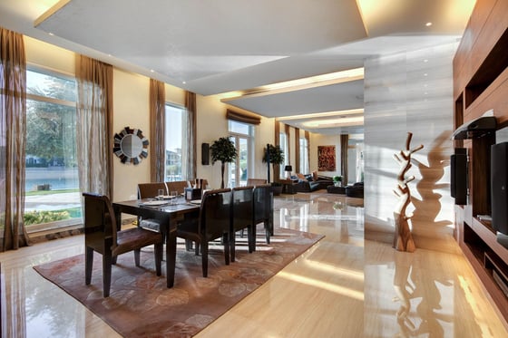 Upgraded Beachfront Villa on Palm Jumeirah, picture 20