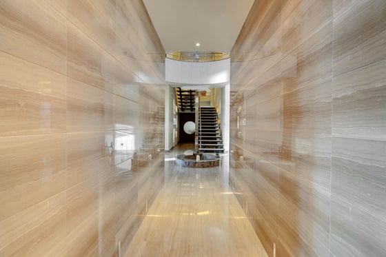 Upgraded Beachfront Villa on Palm Jumeirah, picture 22
