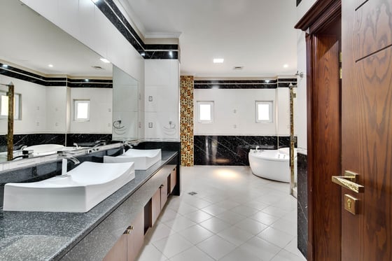Exclusive Luxury Villa with Private Pool in Emirates Hills, picture 24