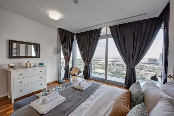 Luxury Apartment Zabeel and Burj Khalifa Views in DIFC, picture 7