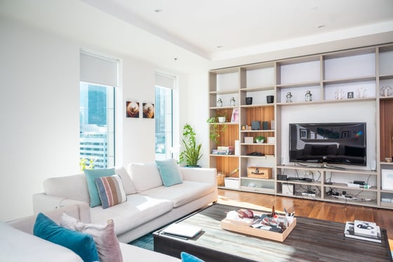 Fully Furnished Apartment in a Prime Location, DIFC, picture 1