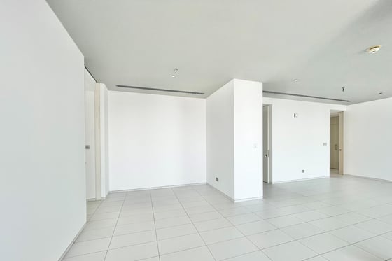High Floor 2 Bedroom Apartment with Sea Views in DIFC, picture 6
