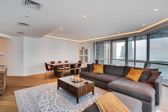Fully Upgraded Apartment with Panoramic Sea Views in JBR, picture 3