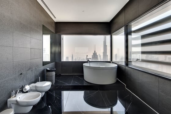 Luxury Penthouse Apartment with Burj Khalifa Views in DIFC, picture 20