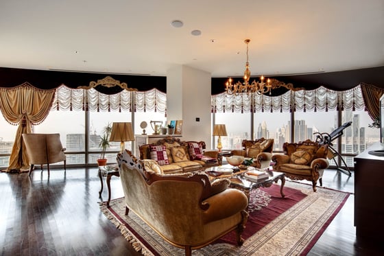 3 Bedroom High Floor Burj Khalifa Apartment with Downtown &amp; Sea Views, picture 1