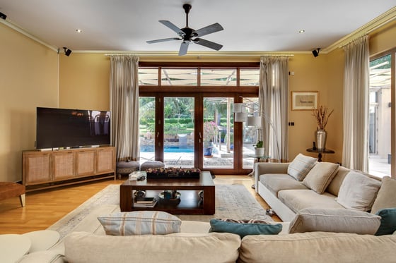 Serene Acacia Villa in Exceptional Location, Al Barari, picture 24