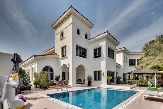 5 Bedroom Beachfront Signature Villa on Palm Jumeirah, picture 5