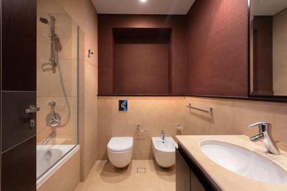 Spectacular Views Stunning Upgraded Penthouse, picture 21
