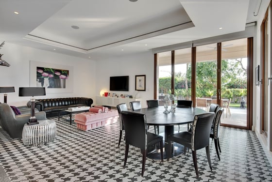 Expansive, Ultra-luxury Mansion Villa in Emirates Hills, picture 14