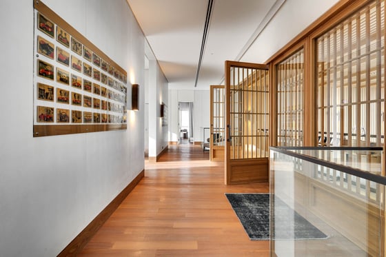 Impressive Designer Custom Mansion on the Palm, picture 18