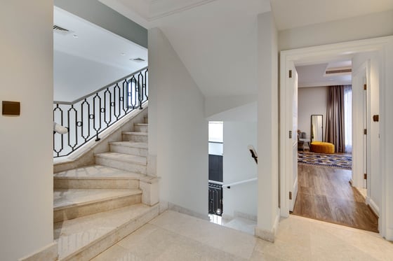 Fully Upgraded Luxury Villa with Atlantis Views on the Palm, picture 12