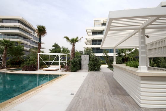 Lavish Luxury Apartment in Elite Al Barari Residence, picture 16