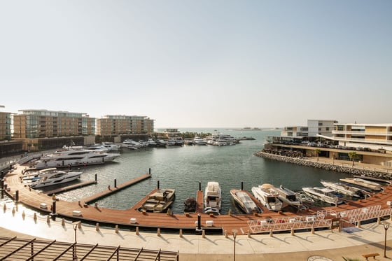 Luxury Waterfront Apartment on Jumeirah Bay Island, picture 11