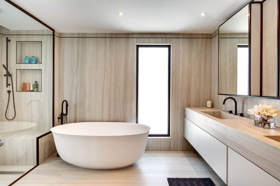 Extraordinary Villa With Custom Designed Interior In Jumeirah Islands, picture 19