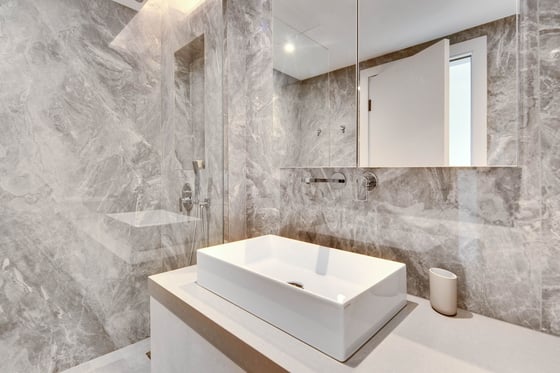 Extraordinary Villa With Custom Designed Interior In Jumeirah Islands, picture 21
