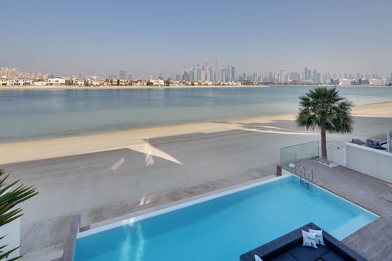 Fully Furnished Beachfront Villa On Palm Jumeirah, picture 30