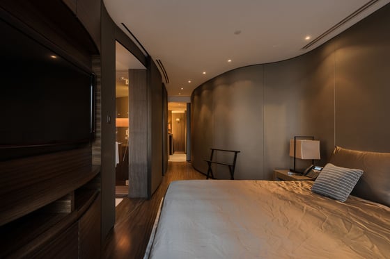Elegantly Furnished Apartment in Armani with Full Fountain Views, picture 9