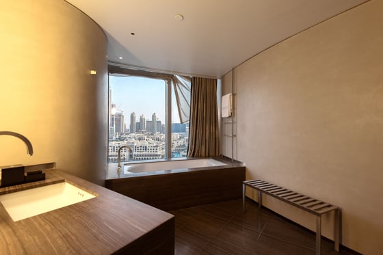 Elegantly Furnished Apartment in Armani with Full Fountain Views, picture 8