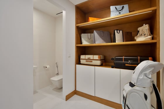 Five Star Beachfront Apartment in Luxury Palm Jumeirah Residence, picture 10