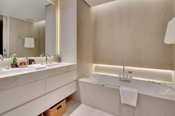 Opulent Apartment in Luxury Downtown Dubai Residence, picture 20