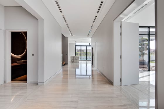 Brand-new Custom-built Villa in Dubai Hills Estate, picture 1