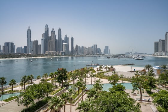 Exclusive Luxury Resale Apartment in Palm Jumeirah, picture 1