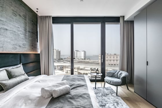 Extraordinary and Upgraded Penthouse Apartment, picture 33