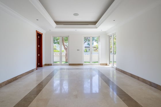 Beautifully Upgraded Corner Plot Mansion Villa in Emirates Hills, picture 6