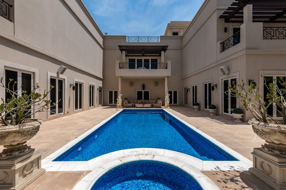 Beautifully Upgraded Corner Plot Mansion Villa in Emirates Hills, picture 17