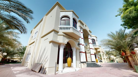 Stunningly Grand Luxury Villa in Emirates Hills, picture 41