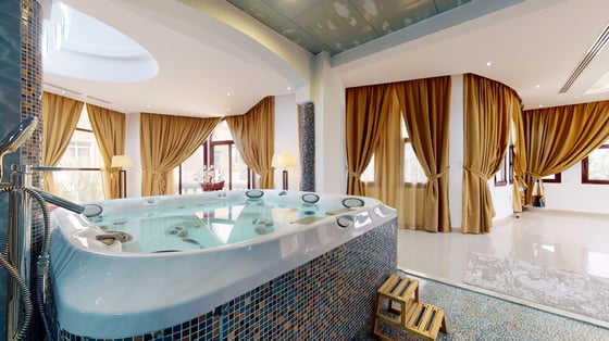 Stunningly Grand Luxury Villa in Emirates Hills, picture 35