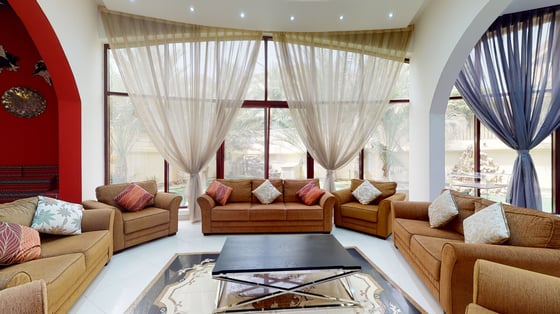 Stunningly Grand Luxury Villa in Emirates Hills, picture 8