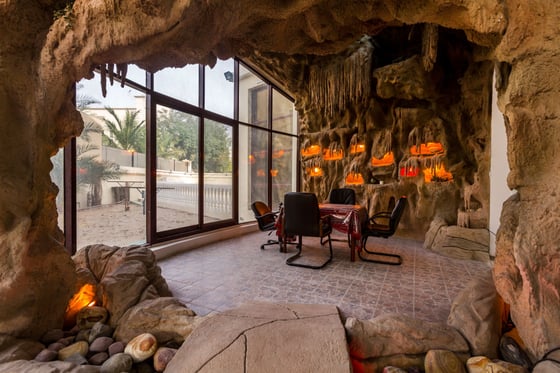 Stunningly Grand Luxury Villa in Emirates Hills, picture 18