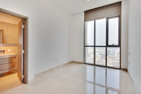 Sky Collection Penthouse Apartment in Downtown Dubai, picture 6
