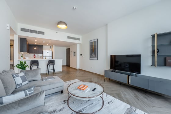 Executive apartment with large balcony opposite Zabeel Park, picture 14