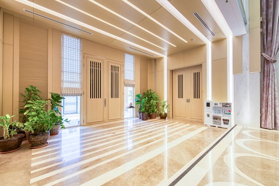 Custom Built Luxury Mansion Villa in Emirates Hills, picture 2