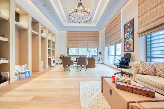 Custom Built Luxury Mansion Villa in Emirates Hills, picture 3
