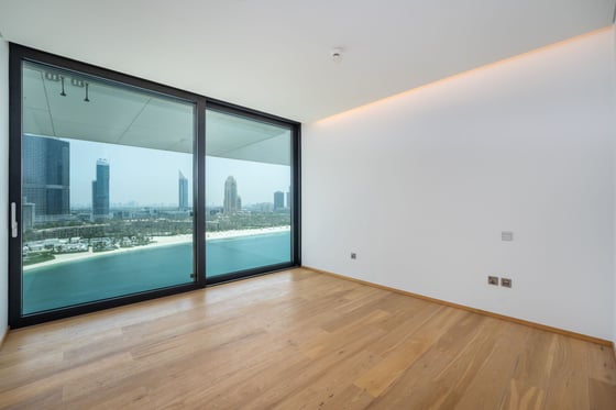 Luxury Waterfront Penthouse Apartment on Palm Jumeirah, picture 14