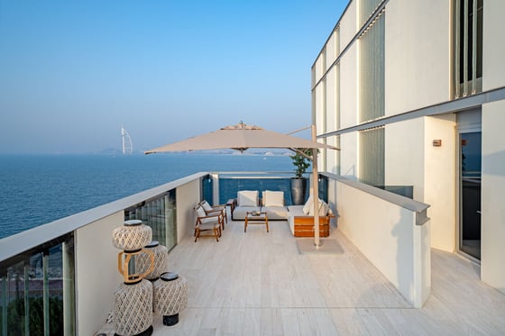 Ultra Luxurious Penthouse with Infinite Sea Views, picture 16