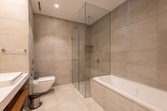 Gorgeous Sea View Luxury Apartment on Jumeirah Beach Residence, picture 25