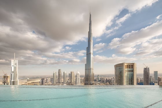 Modern &amp; Stylish Apartment with Burj Khalifa Views in Downtown Dubai, picture 19