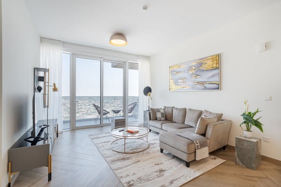 Modern, luxury apartment with large balcony in Wasl1, picture 9