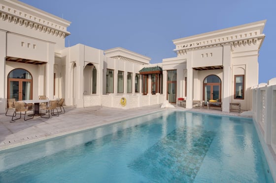 Custom-built, Beachfront Luxury Villa in Umm Suqeim, picture 25
